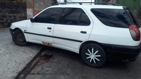 Tirotean a un hombre cuando iba en su carro en Tegucigalpa