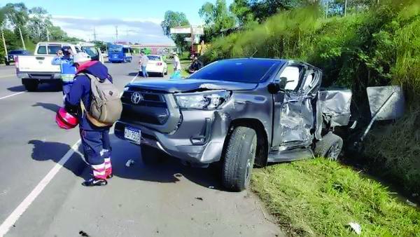 Identifican a víctimas de accidente en la CA-5