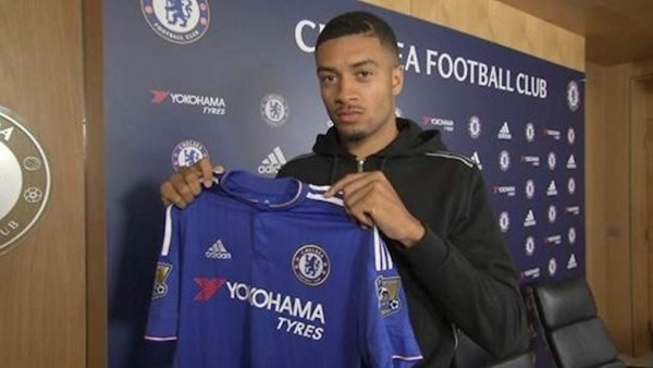 Chelsea firma a central jamaicano Michael Héctor