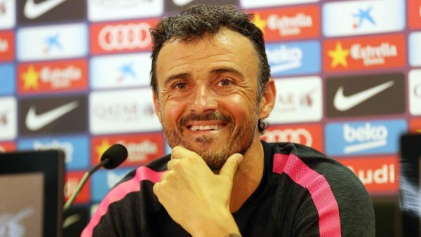 Luis Enrique dice que sus jugadores están 'cómo locos' con vistas al clásico