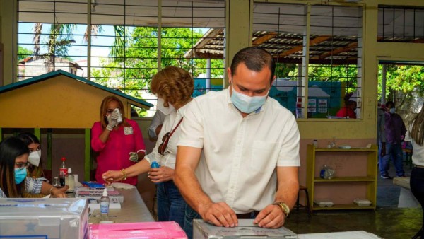 Mauricio Cálix, precandidato a alcalde de La Ceiba: 'Tenemos seguridad de que el triunfo es nuestro”