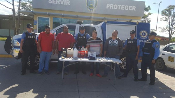 Capturan infraganti a varios sujetos al querer incendiar una rastra en Comayagua