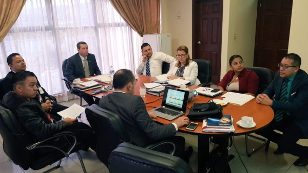 Se postulan 86 profesionales para jueces en materia de extorsión