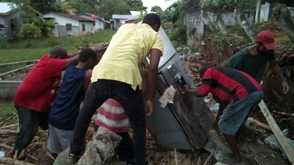 Lluvias y vientos huracanados deja tormenta tropical Franklin
