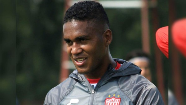 Beckeles es marginado en Necaxa y aficionados piden su regreso