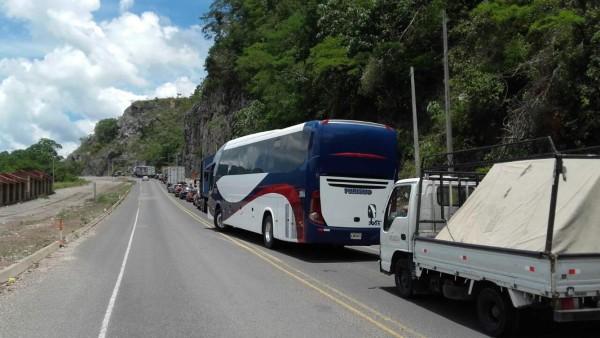 Ya van 168 muertes en la 'curva de la muerte” de la carretera CA-5