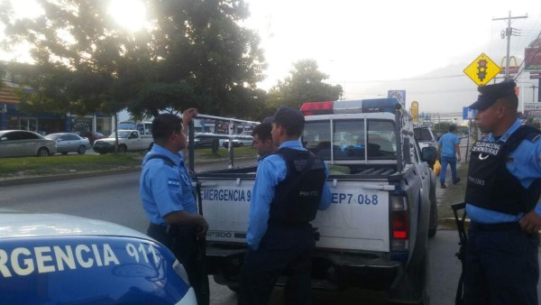 Detienen a joven con una mini uzi y escopeta