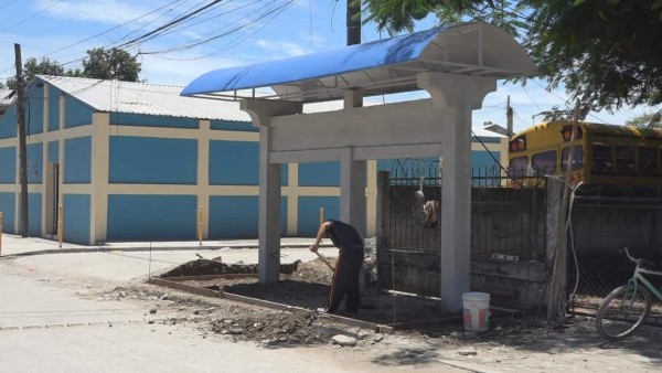 Unas 20,000 personas se beneficiarán con paraderos