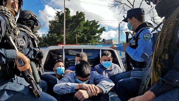 Con drogas y granada de gas caen 7 supuestos pandilleros en Comayagüela