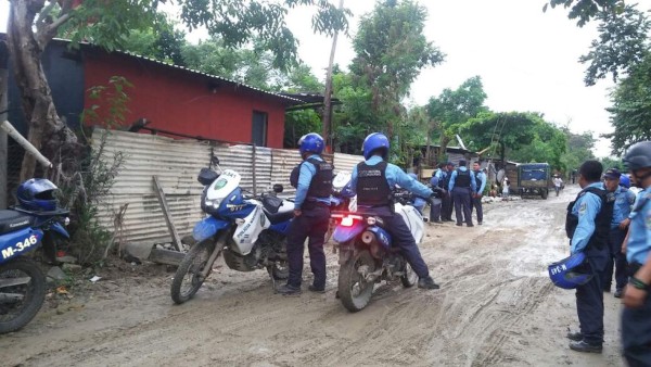 La Policía Nacional desarrolla operativos en la zona del triple crimen.