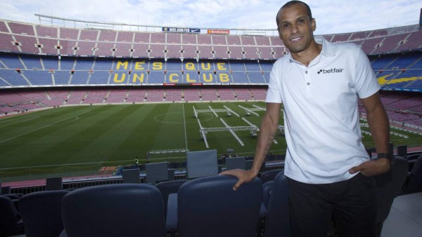 'Estar a la sombra de Messi es difícil': Rivaldo