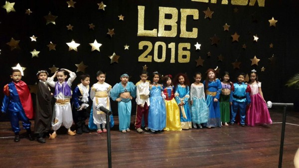 Música, baile y talento en el teatro sampedrano