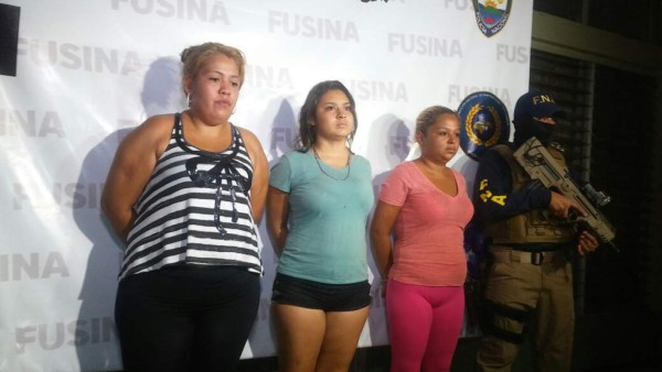 Detienen a mujeres vinculadas en quema de bus de Los Costeños