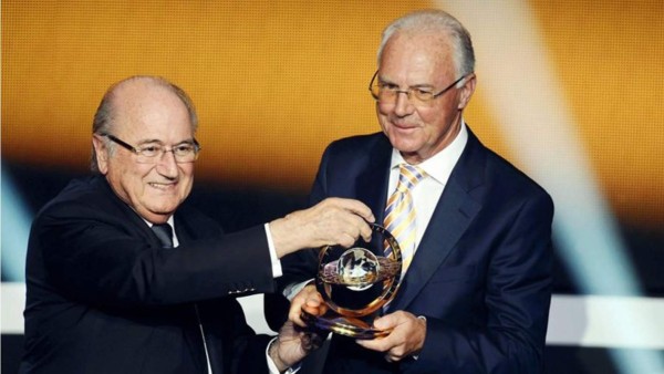 Blatter asegura que nunca le solicitó dinero a Beckenbauer
