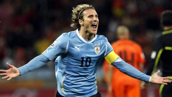 Diego Forlán anuncia su retiro de la selección de Uruguay