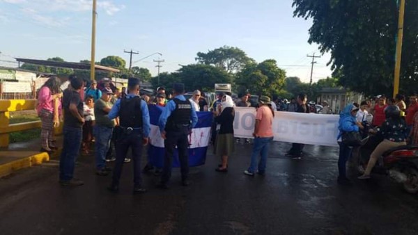 Habilitan paso por el puente Quebrada Seca en El Progreso, Yoro