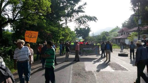 Policía se prepara ante posibles tomas de carreteras