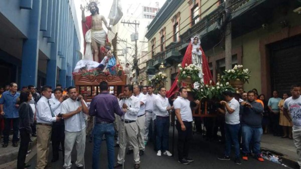 Las Carreritas de San Juan son celebradas por fieles católicos en Tegucigalpa