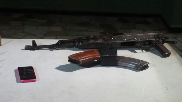 Supuestos mareros se enfrentan a disparos con policías militares