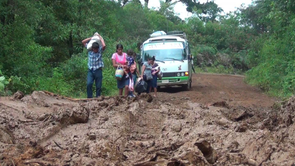 Piden reparación de carretera de Lempira