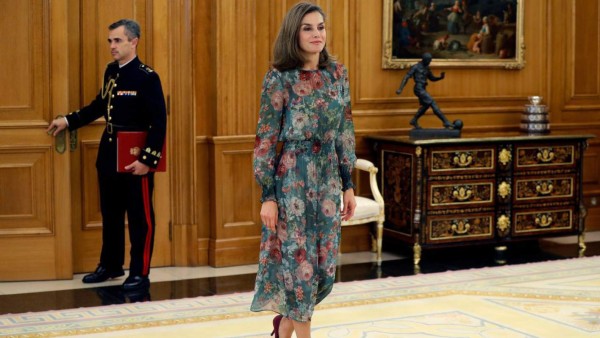 Qué tienen los brazos de la reina Letizia que son la sensación mediática