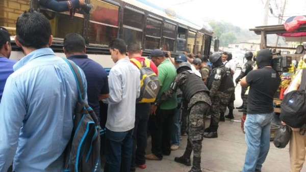 Juan Orlando: 'Estamos golpeando a los extorsionadores”