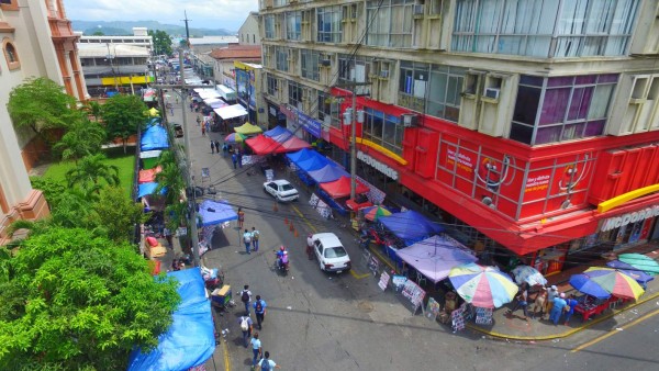 Vendedores de otros países de la región saturan las calles
