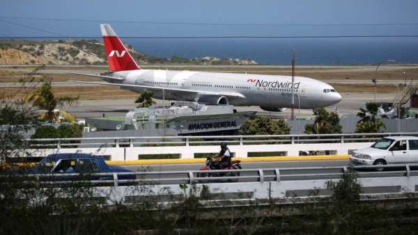 Militares rusos comienzan a abandonar Venezuela, confirma embajada