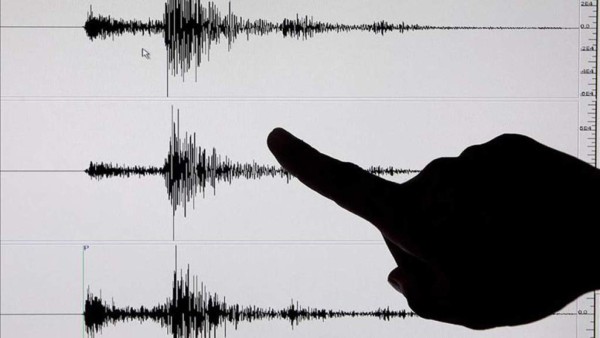 Fuerte sismo de 5.8 sacude a El Salvador
