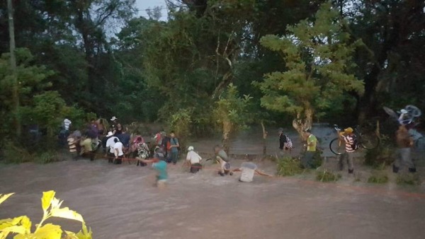En alerta verde por fuertes lluvias en doce departamentos de Honduras