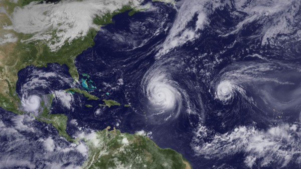 Prevén 30 ciclones en Atlántico y Pacífico en 2016