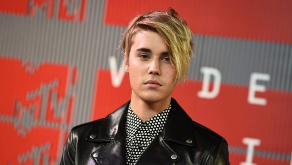 Justin Bieber cancela encuentros con fans