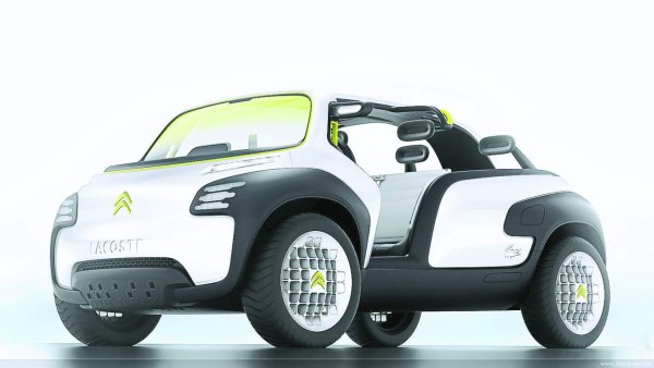 Autos que mezclan metal con diseños de alta costura