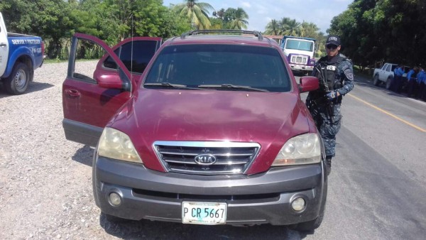 Oficial de la Policía es herido por supuestos asaltantes