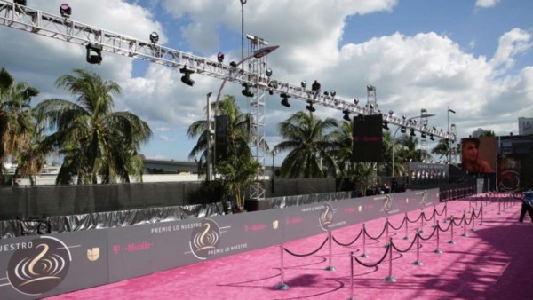 Todo listo para la entrega de Premios Lo Nuestro