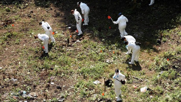 Inicia nuevo peritaje para aclarar si incineraron a 43 jóvenes mexicanos