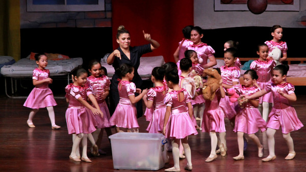 Sueños y baile en el orfanato