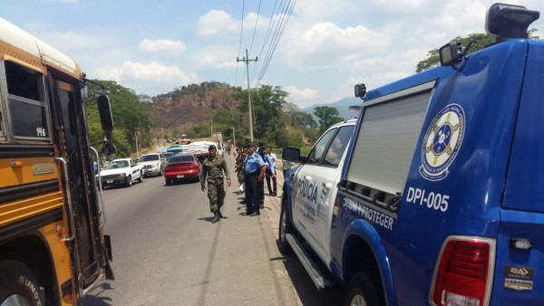 Hallan un cadáver encostalado en Cofradía, Cortés  