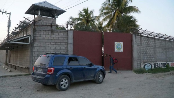 Exalcalde Óscar Kilgore recobra libertad tras 30 meses preso