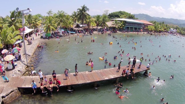 Playas limpias y seguras en Puerto Cortés y en Omoa
