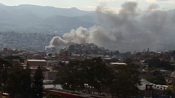 Un incendio consume dos viviendas en Comayagüela