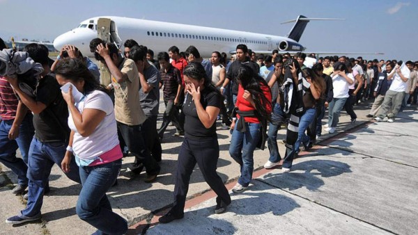 Aumenta la deportación de inmigrantes hondureños desde EEUU y México