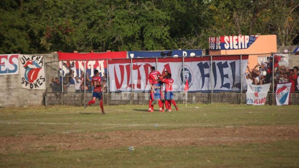 Olimpia logra sufrida clasificación en Roatán por la Copa Presidente