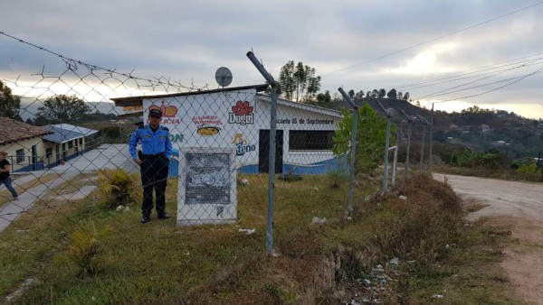 Con baja asistencia iniciaron votaciones en la zona centro de Honduras