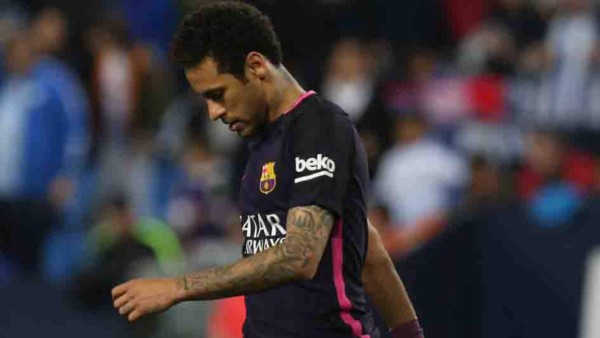 Neymar recibe duro castigo y no jugará el clásico frente a Real Madrid