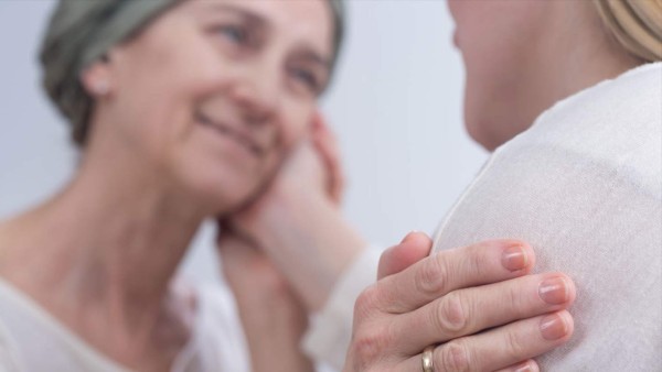 ¿Cómo hablar con un familiar con cáncer? &nbsp;&nbsp;