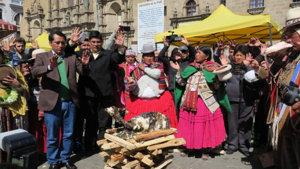 Bolivia celebra el mes de la 'Pachamama' para pedir prosperidad y paz