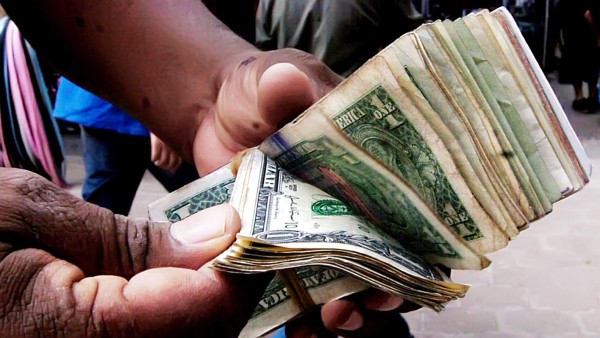 Este año, las remesas llegarán casi a los $4,000 millones, según cifras del BCH