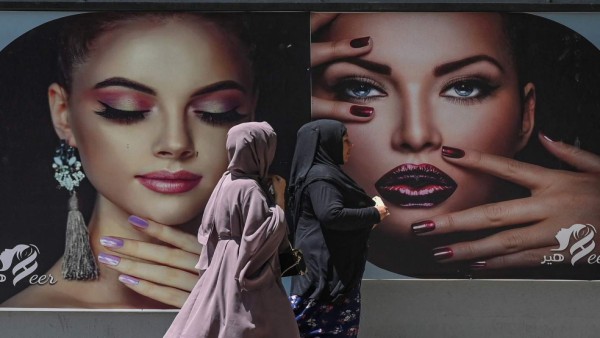 VIDEO: Así ha cambiado la vida de las mujeres en Afganistán tras el control talibán