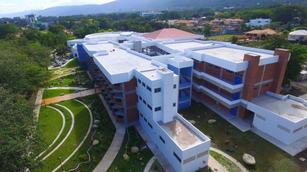 Unah-vs ampliará cupos para los estudiantes de Medicina